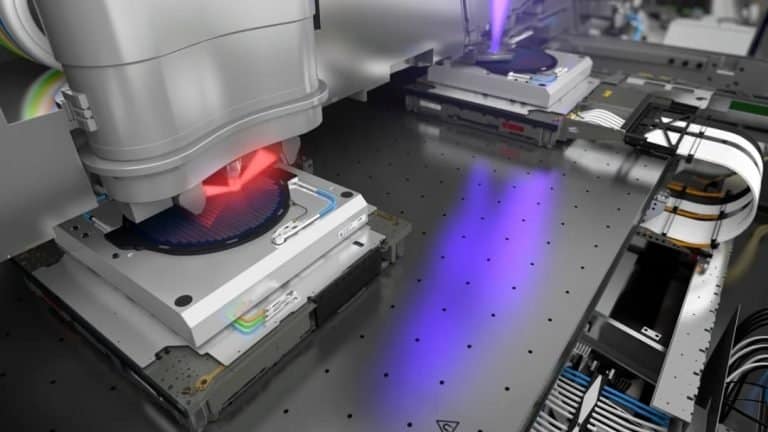 Russia's Leap into Semiconductor Lithography_3